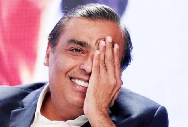 देश के सबसे अमीर आदमी ने कहा, भारत तीसरा सबसे अमीर देश बनने की राह पर