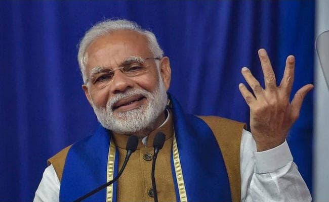 PM मोदी ने ली राहुल गांधी पर चुटकी, कहा- वह ग्रामोफोन की तरह अटक गये हैं, लोग उनके दावों का मजाक उड़ाते हैं