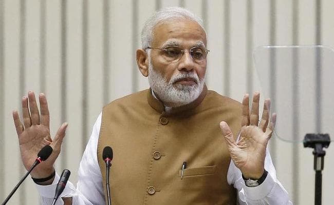 PM मोदी का तंज - कुछ विपक्षी नेता झूठ बोलनेवाली मशीन, एके-47 के फायर की तरह दागते हैं झूठ