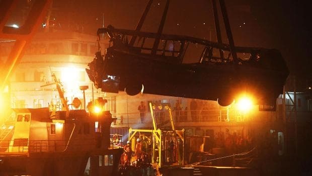 चीन में राजमार्ग पर 31 वाहनों के टकराने से 15 लोगों की मौत