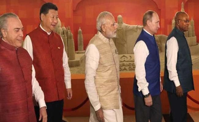‘मोदी कुर्ता-जैकेट’ युवाओं के बीच खासा लोकप्रिय