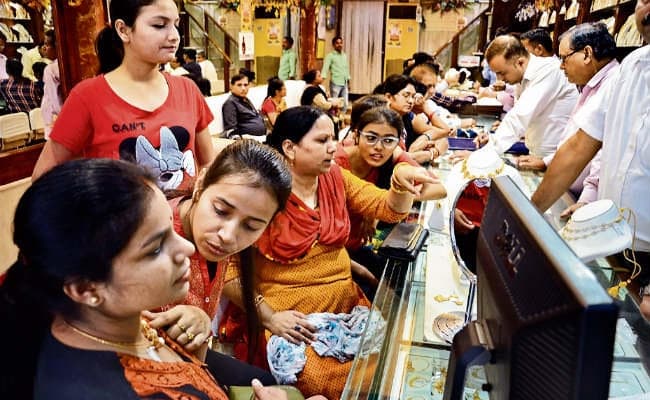 धनतेरस पर पटना में होगी लगभग 680 करोड़ की धनवर्षा