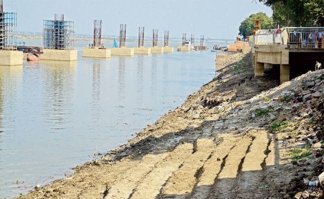 पटना : जिलाधिकारी ने रविवार तक जारी की थी डेडलाइन, आधे घाटों का भी नहीं पूरा हुआ काम