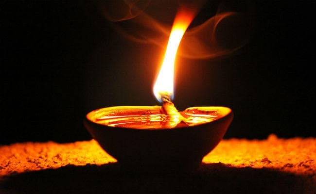 #HappyDeepavali : पढ़ें कुछ प्रसिद्ध कविताएं