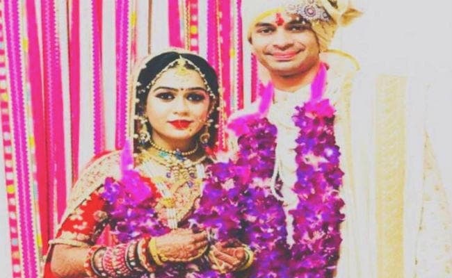 दीपावली पर भी घर नहीं लौटे तेजप्रताप, इंतजार करता रहा गया लालू परिवार