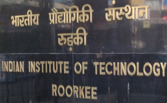 Health News: IIT ने बनाया कैंसर टिश्यूज को पहचानकर खत्म करनेवाला Carbon NanoDots