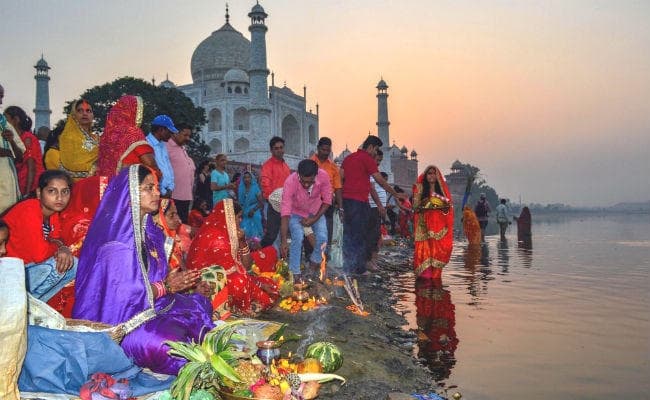 छठ विशेष : सविता का ही दूसरा नाम है छठी मैया, जो बच्चों को अकाल मृत्यु से बचाती हैं