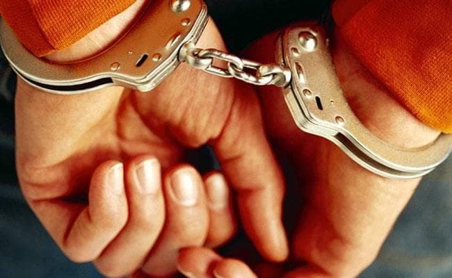 योगी आदित्यनाथ और संघ पर अभद्र टिप्पणी करने वाला गिरफ्तार