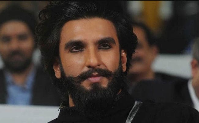 रणवीर सिंह की ''सिंबा'' मुश्किल में...