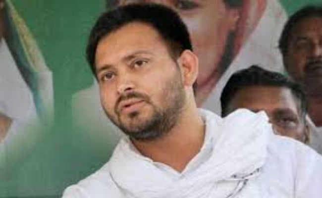 सीबीआई चीफ के बयान के बाद तेजस्वी बोले, किस हैसियत से विपक्षी नेता के केस का फॉलोअप कर रहे थे मोदी
