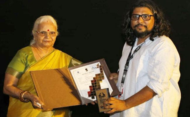 गोवा की राज्यपाल ने ''भोर'' के निर्देशक को किया सम्मानित, बिहार के मुसहर समाज की महिला के संघर्ष की गाथा है ''भोर''
