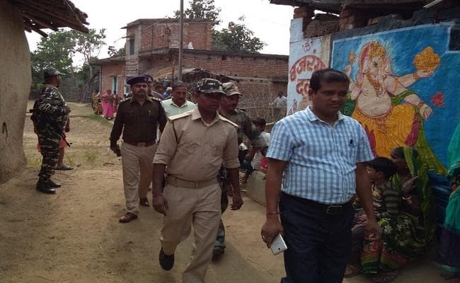 बिहार : तुलसी विवाह के लिए निकली बरात के दौरान दो गुटों के बीच हिंसक झड़प, प्रशासन अलर्ट