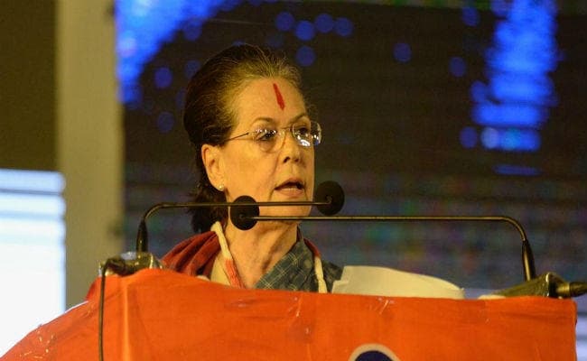बोलीं सोनिया गांधी- हर मां अपने बच्चों का लालन पालन अच्छे से करने की रखती है इच्छा