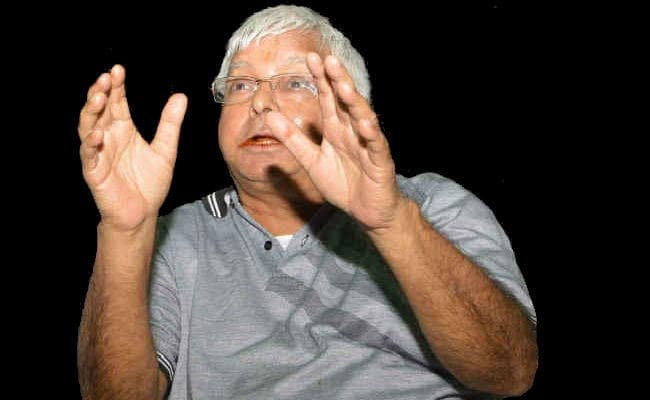 लालू प्रसाद ने इशारों में विरोधियों पर साधा निशाना, ट्वीट कर बताया कौन हैं वे 11, जिन्हें लालू से है डर