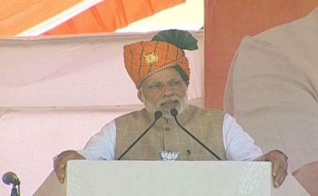 चुनावी रैली में नरेंद्र मोदी ने कांग्रेस पर बोला हमला, मैं नामदार नहीं कामदार हूं, कभी छुट्टी नहीं ली और ना सात दिन के लिए कहीं खो गया