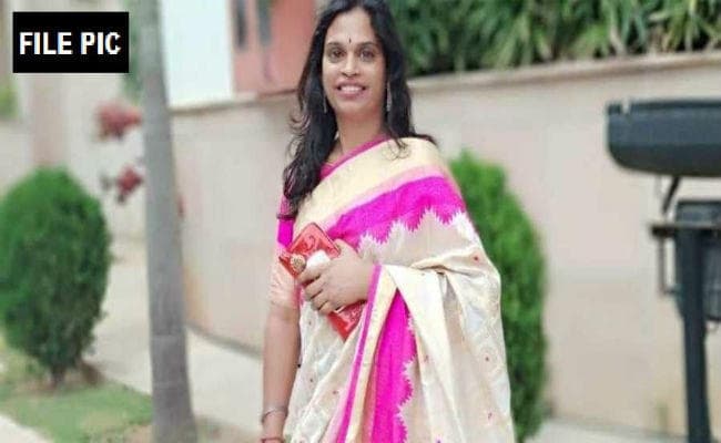 तेलंगाना चुनाव की एकमात्र ट्रांसजेंडर महिला उम्मीदवार चंद्रमुखी लापता