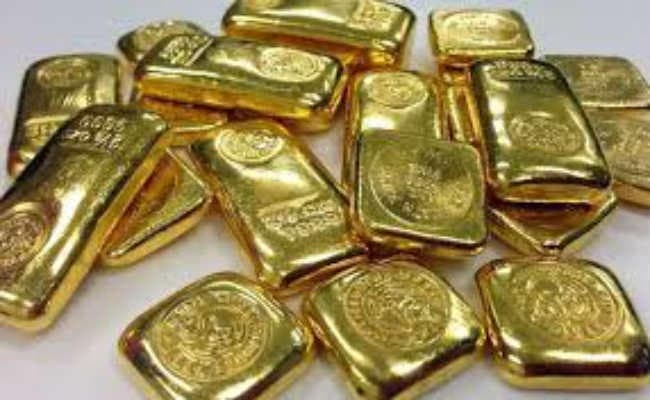 मलद्वार में छुपा कर ला रहे थे 37 लाख का सोना, दो गिरफ्तार