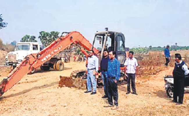 पत्थर खदान में छापेमारी, दो आरोपी गिरफ्तार