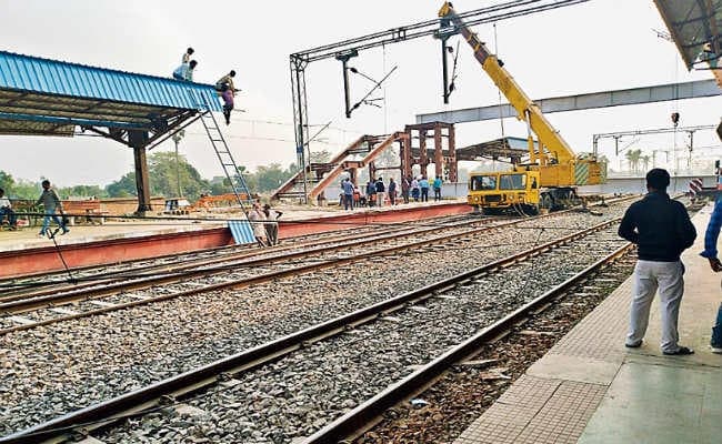 मुजफ्फरपुर-हाजीपुर रेलखंड पर पावर ब्लॉक, कई ट्रेनें बाधित