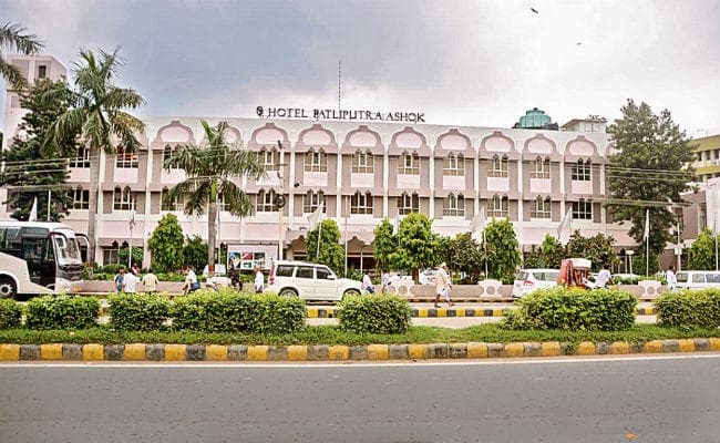 होटल पाटलिपुत्र अशोक को बिहार का होने में लगेंगे दो-तीन महीने