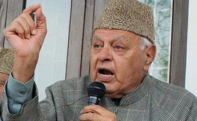 सिद्धू की राह पर फारूक अब्दुल्ला, रिश्ते सुधारने के लिए पाकिस्तान के रुख का किया स्वागत