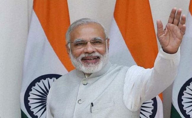 PM मोदी Instagram और Twitter पर भी शहंशाह