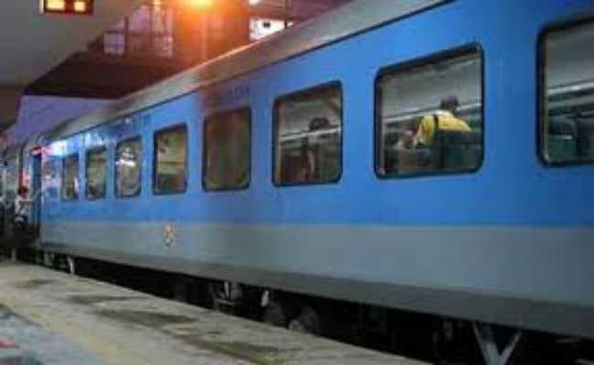 धनबाद : कोहरे के कारण सप्ताह में एक दो दिन रद्द रहेंगी कई ट्रेनें