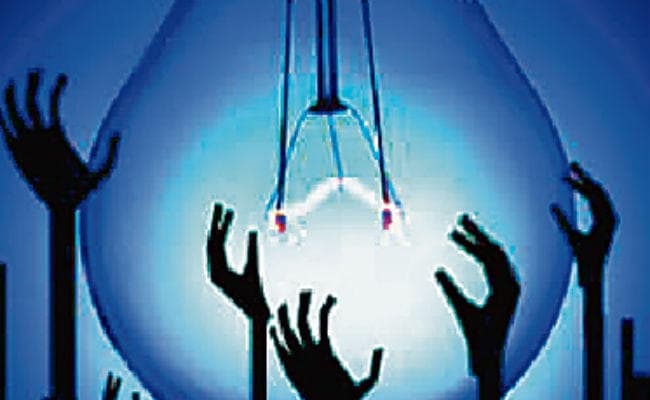 रांची : मेंटेनेंस के नाम पर घंटों काटी जा रही है बिजली, राजधानी के उपभोक्ता परेशान, जानें क्या है उत्पादन की स्थिति