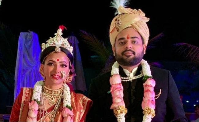 VIDEO: झारखंड की इस एक्ट्रेस बेटी ने गुपचुप रचायी शादी