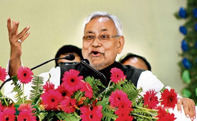 बोले सीएम नीतीश कुमार- सोशल साइट में चंद लोग झगड़ा वाला मैसेज लिखते हैं, इससे भटकें नहीं