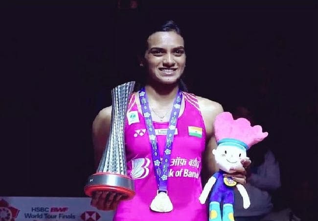 IN PICS : सिंधू ने रचा इतिहास, विश्व टूर फाइनल्स का खिताब जीता