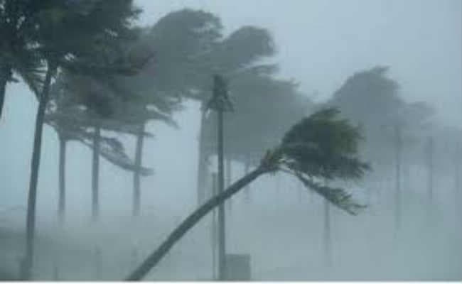 शिल्पांचल में चक्रवाती तूफान ‘फेथाई’ का दिखा असर, दिनभर बूंदाबांदी से जनजीवन बेहाल