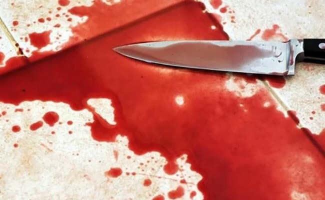 स्मैक खरीदने को नहीं दिये पैसे तो तलवार से किया हमला, हालत गंभीर