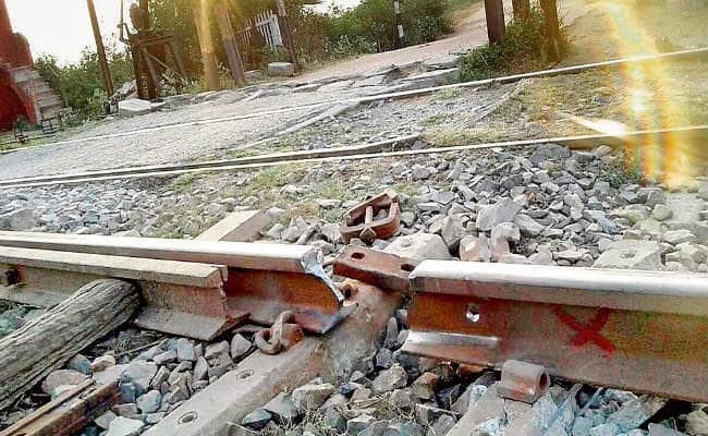 नारायणपुर : ....जब टूटी पटरी से गुजरीं महानंदा एक्स. समेत कई ट्रेनें