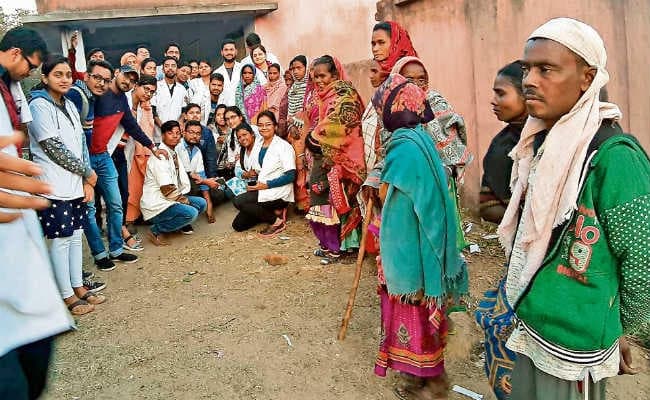 धनबाद : ठंड से ठिठुर रहा धनबाद, दो की मौत