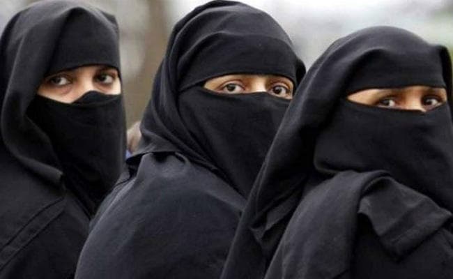 आज राज्यसभा में पेश होगा तीन तलाक विधेयक, विपक्ष पर टिकी सरकार की नजरें