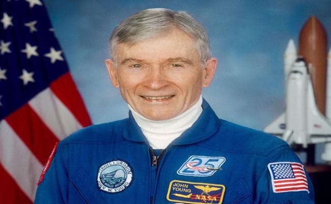 अंतरिक्ष और चांद की सैर करने वाले नासा के महान अमेरिकी वैज्ञानिक जॉन यंग नहीं रहे