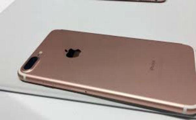 निवेशकों ने एप्पल से की अपील, बच्चों में फोन की लत छुड़ाने के लिए कुछ करें