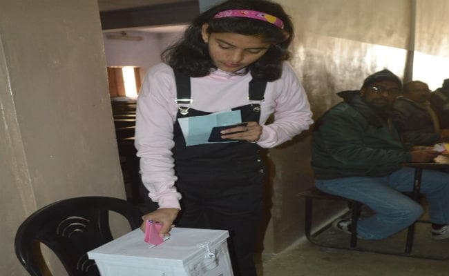 विनोबा भावे विवि छात्रसंघ चुनाव : छात्रों के बीच आजसू की बढ़ी है पकड़