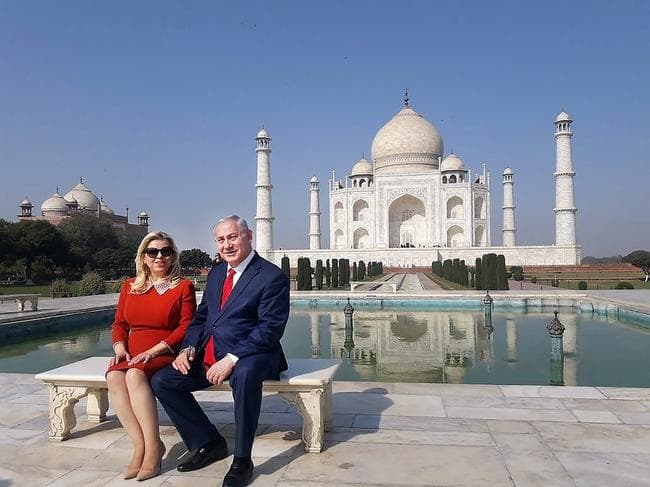 IN PICS: सीएम योगी ने किया स्वागत, इजरायली पीएम नेतन्याहू ने किये ताजमहल के ''दर्शन''