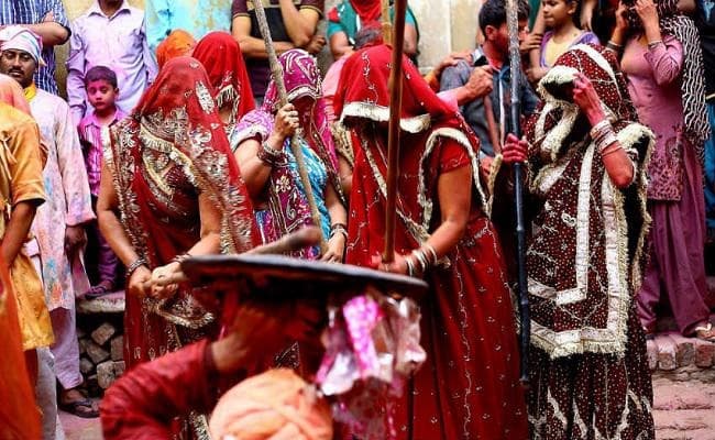 वसंत पंचमी से ब्रज में प्रारंभ हुआ 50 दिवसीय होली उत्सव