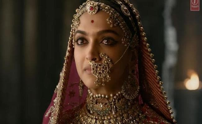 पीएम मोदी के गुजरात में नहीं दिखायी जायेगी ''पद्मावत'', विरोध-प्रदर्शन में 50 गिरफ्तार