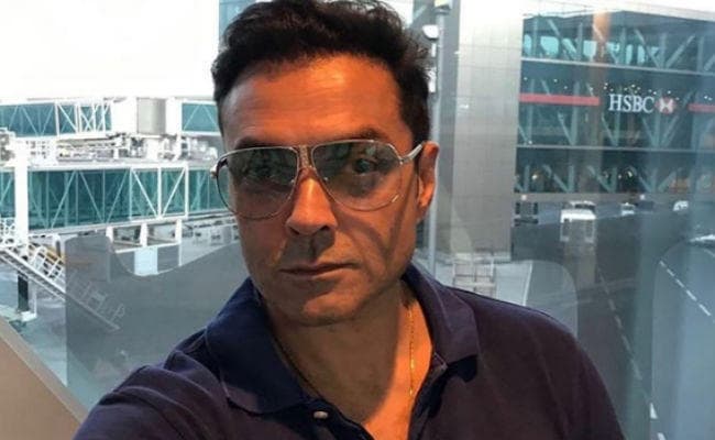 BIRTHDAY: डिप्रेशन में शराब के लती हो गये थे बॉबी देओल, नये साल में चमकी किस्मत