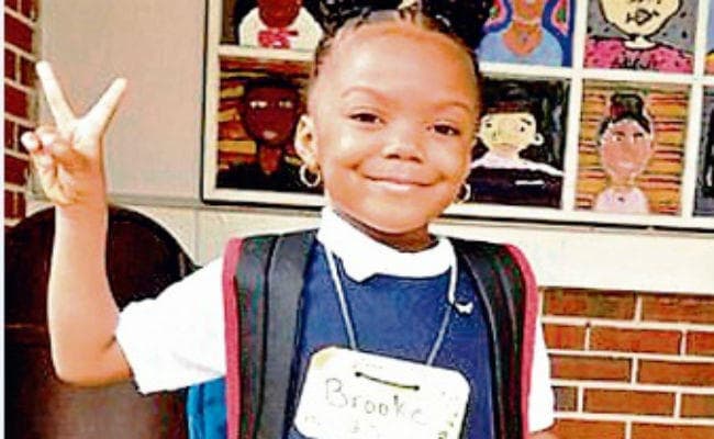 यहां मां वसूलती है पांच साल की बेटी से हाउस रेंट