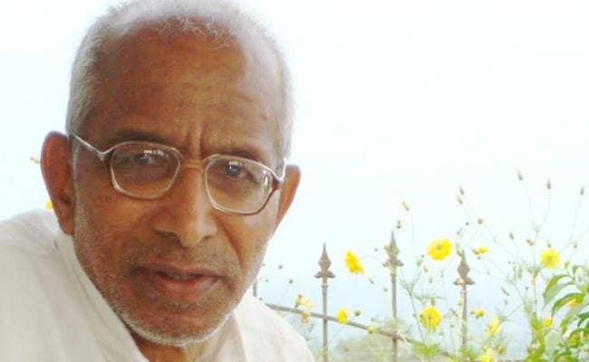 ''संन्यासी'' सिद्धेश्वर स्वामी ने लौटाया पद्मश्री सम्मान, PM मोदी को पत्र लिख बताया कारण