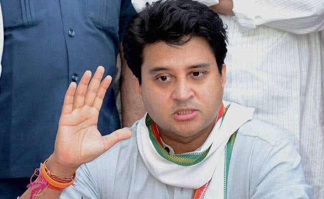 टिकट नहीं मिलने से नाराज ज्योतिरादित्य के सांसद प्रतिनिधि ने छोड़ी कांग्रेस, भाजपा में होंगे शामिल