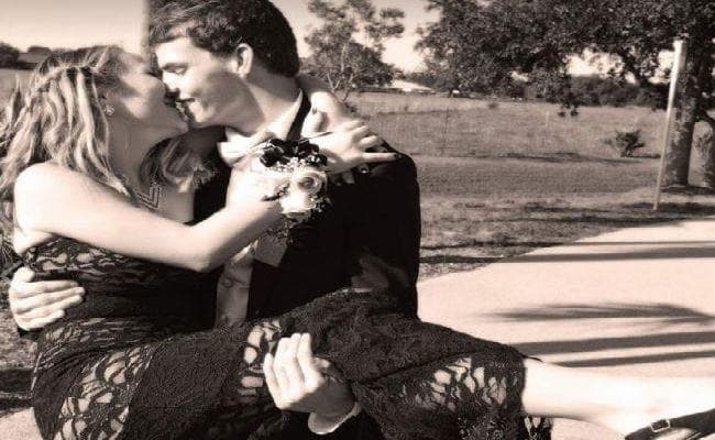 Last Wish : कैंसर से लड़ती यह TeenAge लव स्टोरी आपका दिल छू लेगी! पढ़ें...