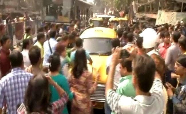दूसरी कक्षा की छात्रा से यौन उत्पीड़न, डांस टीचर गिरफ्तार
