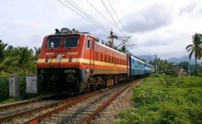 GOOD NEWS : बिहार आना-जाना होगा आसान, 12 सितंबर से चलेंगी और 10 जोड़ी स्पेशल ट्रेनें, ट्रेनों में नहीं होंगे अनारक्षित कोच