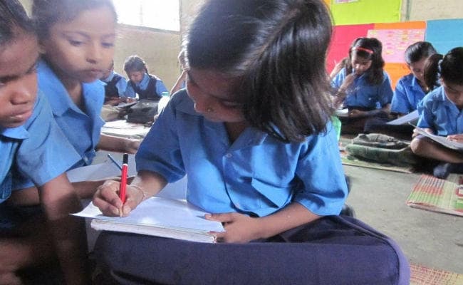 जंगलों में स्कूल का होना